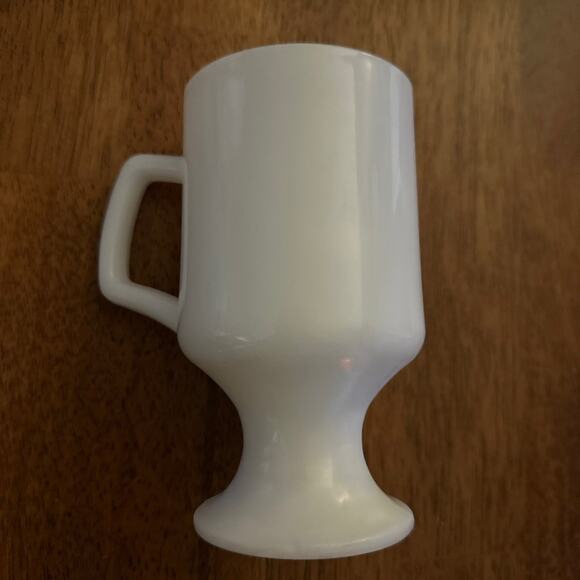 Vintage Walt Disney World Milk Glass Mug Coffee Cup - Picture 2 of 4